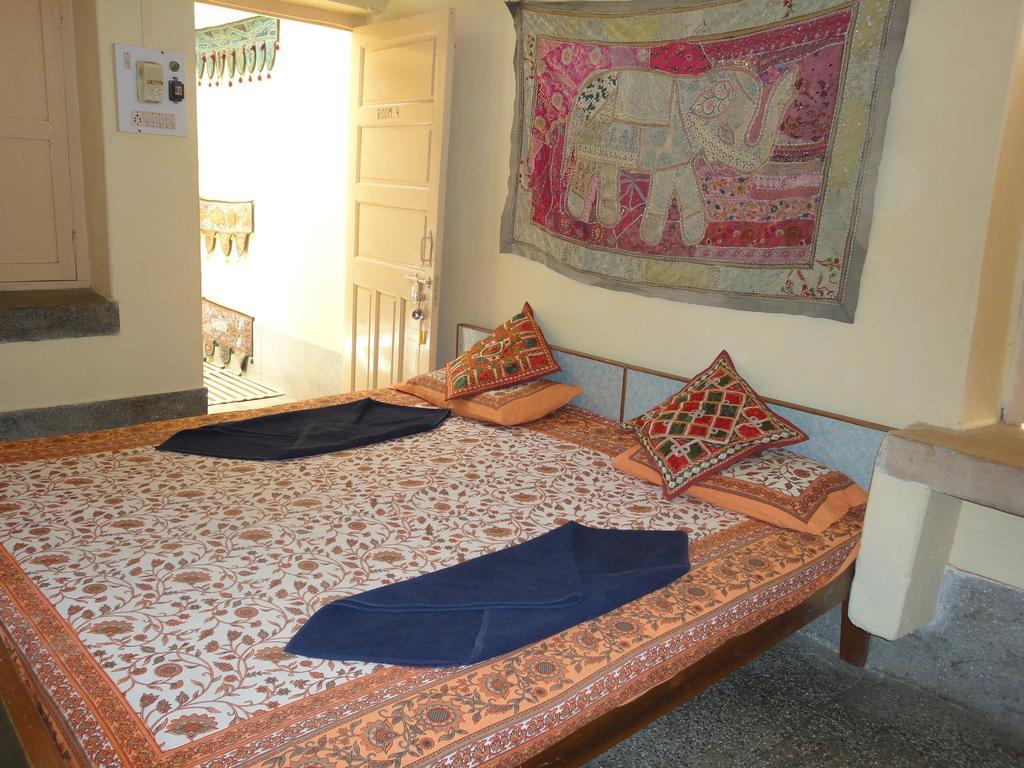 Hotel Temple View Джайсалмер Номер фото