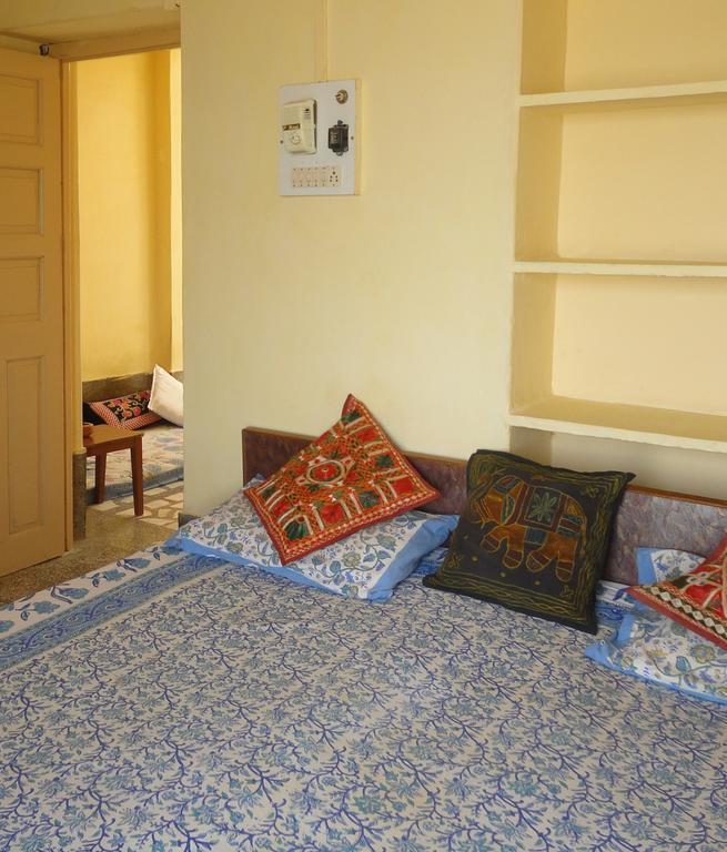 Hotel Temple View Джайсалмер Номер фото
